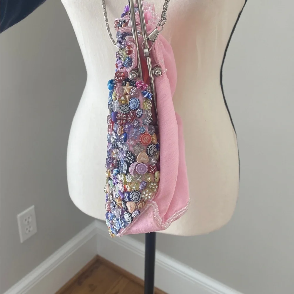 Vintage La Viola fun beaded crossbody handbag kiss closure pink sateen quirky - Picture 4 of 13